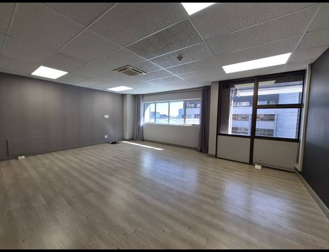 1,609M² OFFICE TO LET IN SANDTON CENTRAL